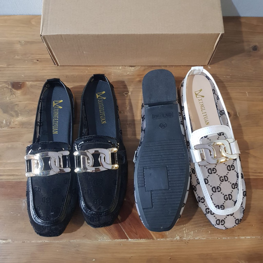 Sepatu Slip On 001750 Chain GD Slip On Shoes