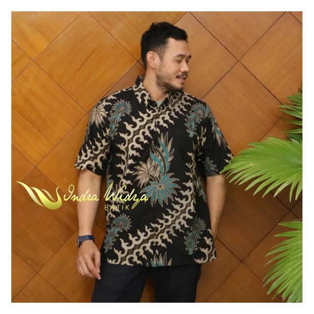 Hem Batik lengan Pendek Kerja