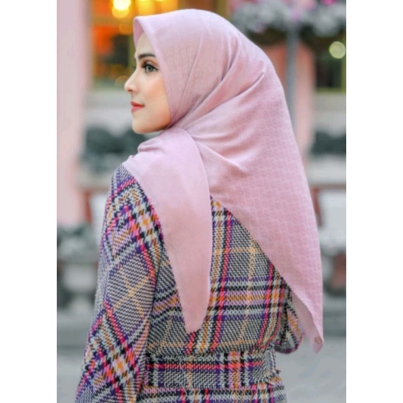 everyday tapis embossed buttonscarve warna Orchid haze