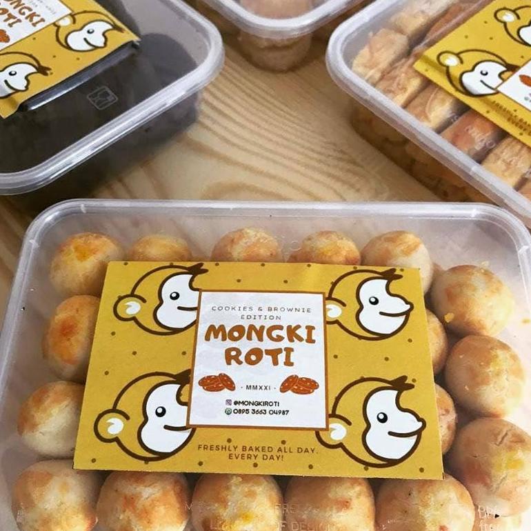 

Promo Tergila | CnL Kue Nastar Selai Nanas Spesial (box mika 500ml, 295gr) |Produk@kami