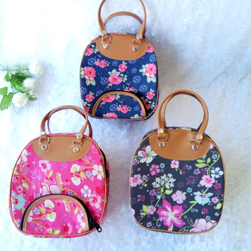 TAS TENTENG LARISA FLOWER 21x12x25cm