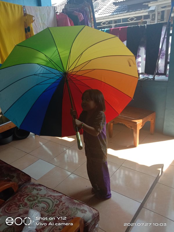 Payung Golf Pelangi 16 Jari Kualitas Bagus Rangka Baru Dengan Bahan Kain Waterproof Rainbow
