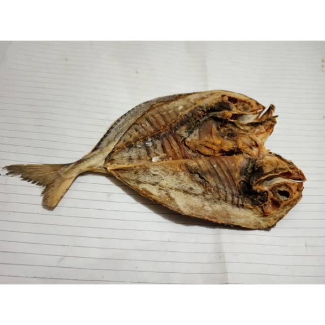 

Ikan asin belahan 90 gram