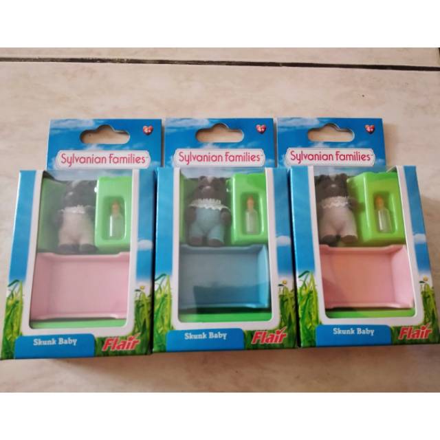 Sylvanian Families Skunk Baby