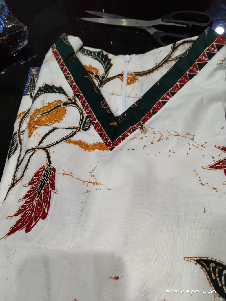 Atasan Baju Batik Wanita Modern Uj