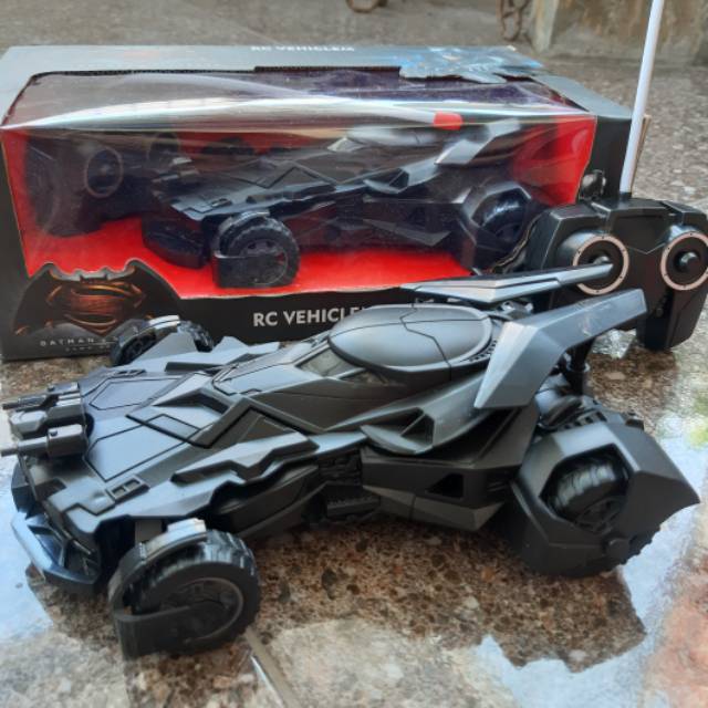 Mainan RC mobil batman / mobil karakter superhero batman