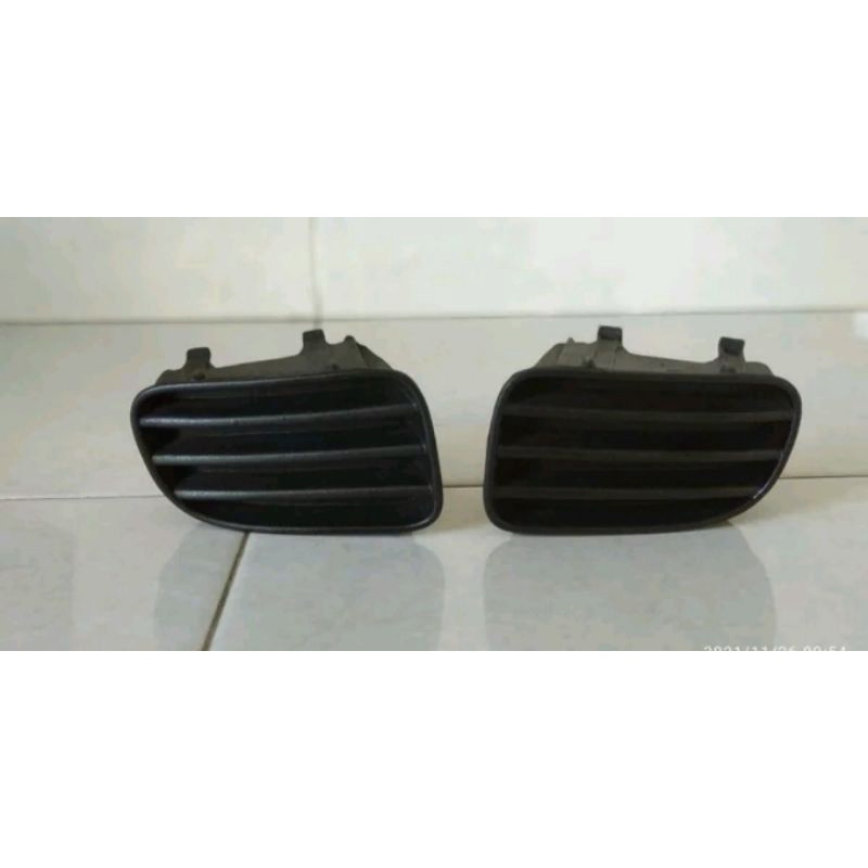 tutup lobang foglam bemper starlet kapsul 92-94