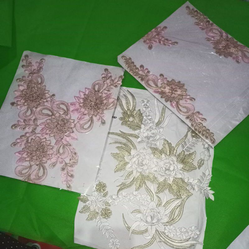 renda bunga tumpuk/renda bunga/manik manik/hiasan dada/aplikasi baju/aksesoris baju