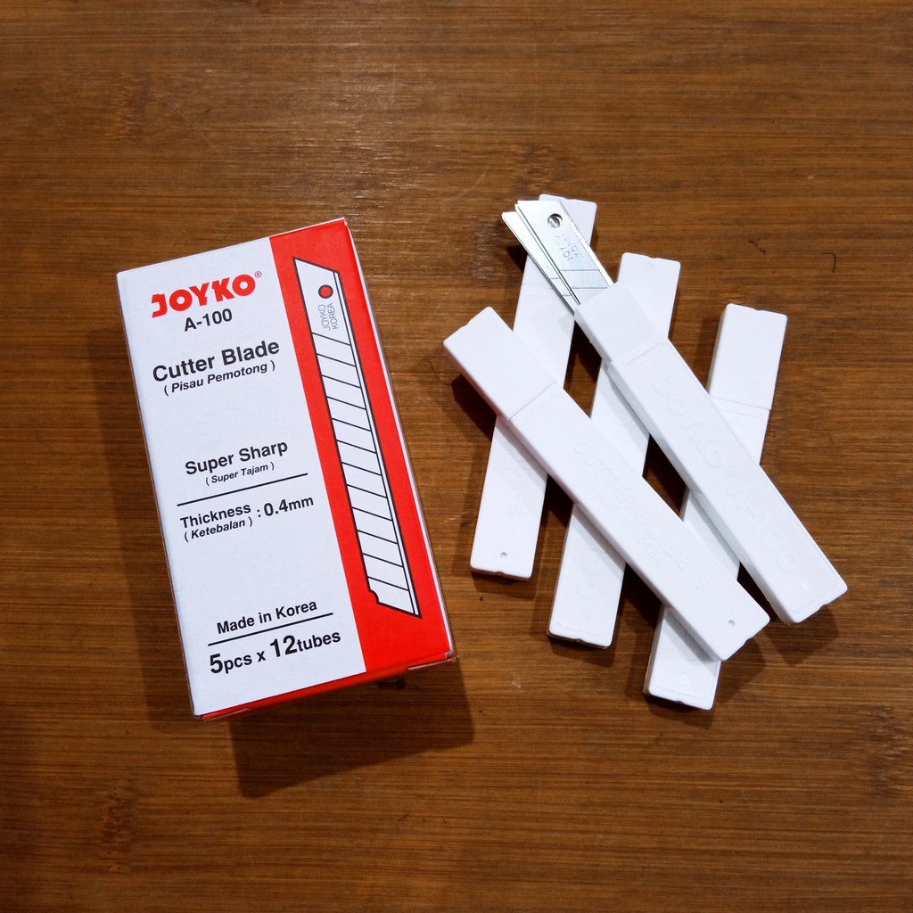 

ISI CUTTER A-100 JOYKO / ISI CUTTER KECIL A-100 (1 SET ISI 5 PCS PISAU)