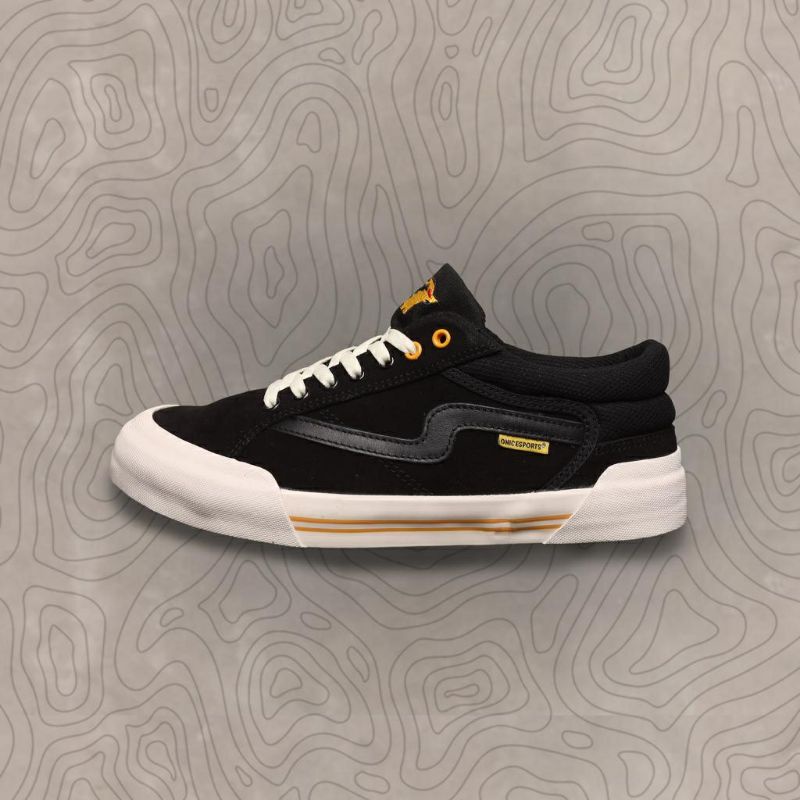 Sepatu Patrobas X Onic Warna Hitam Black Size 43 Original Bnib