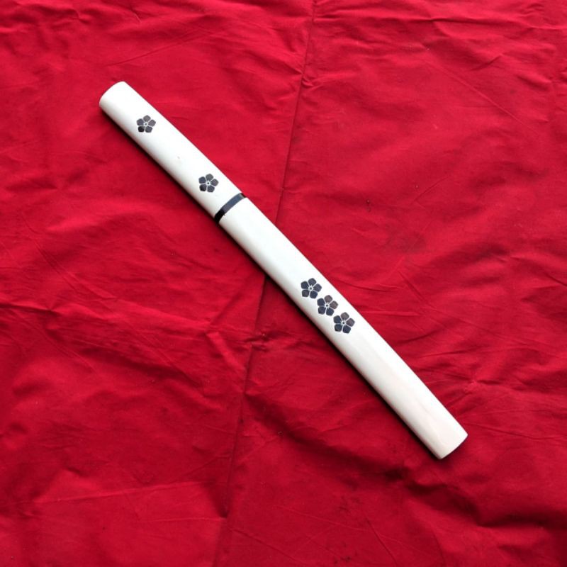 Tanto natural (motiv kembang sakura)