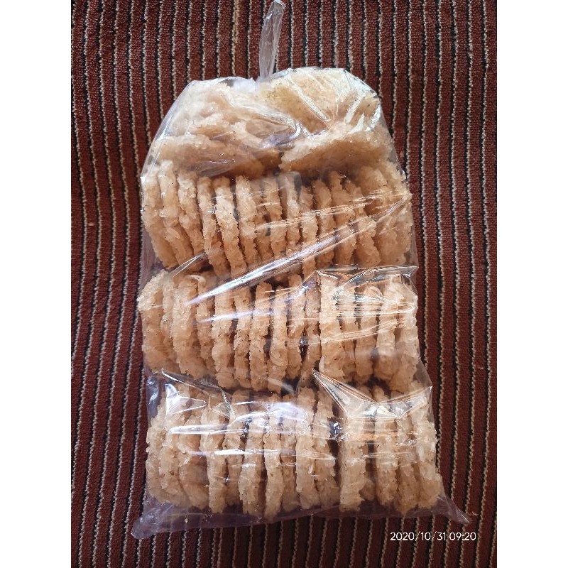 

Rengginang mentah terasi & santan