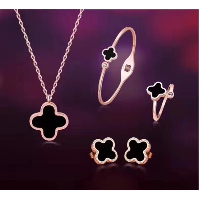 set perhiasan titanium model Lv rosegold