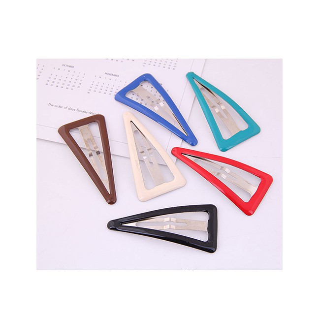 LRC Jepit Rambut Fashion Color Drip Oil Triangle Hair Clip A57937