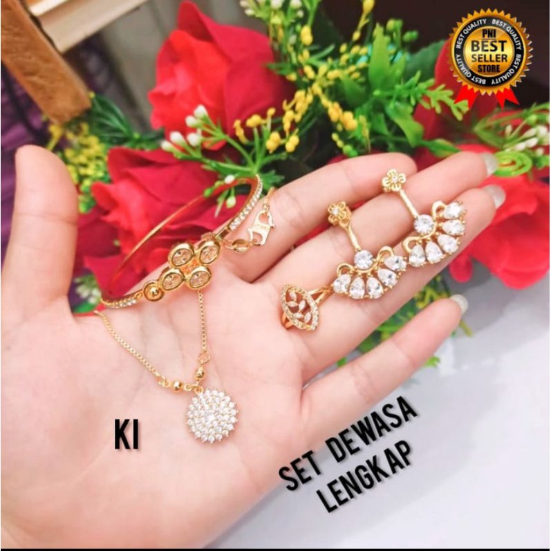 Set Dewasa Lengkap Permata Simple Fashionable Gold Perhiasan Wanita Limited edition (COD)