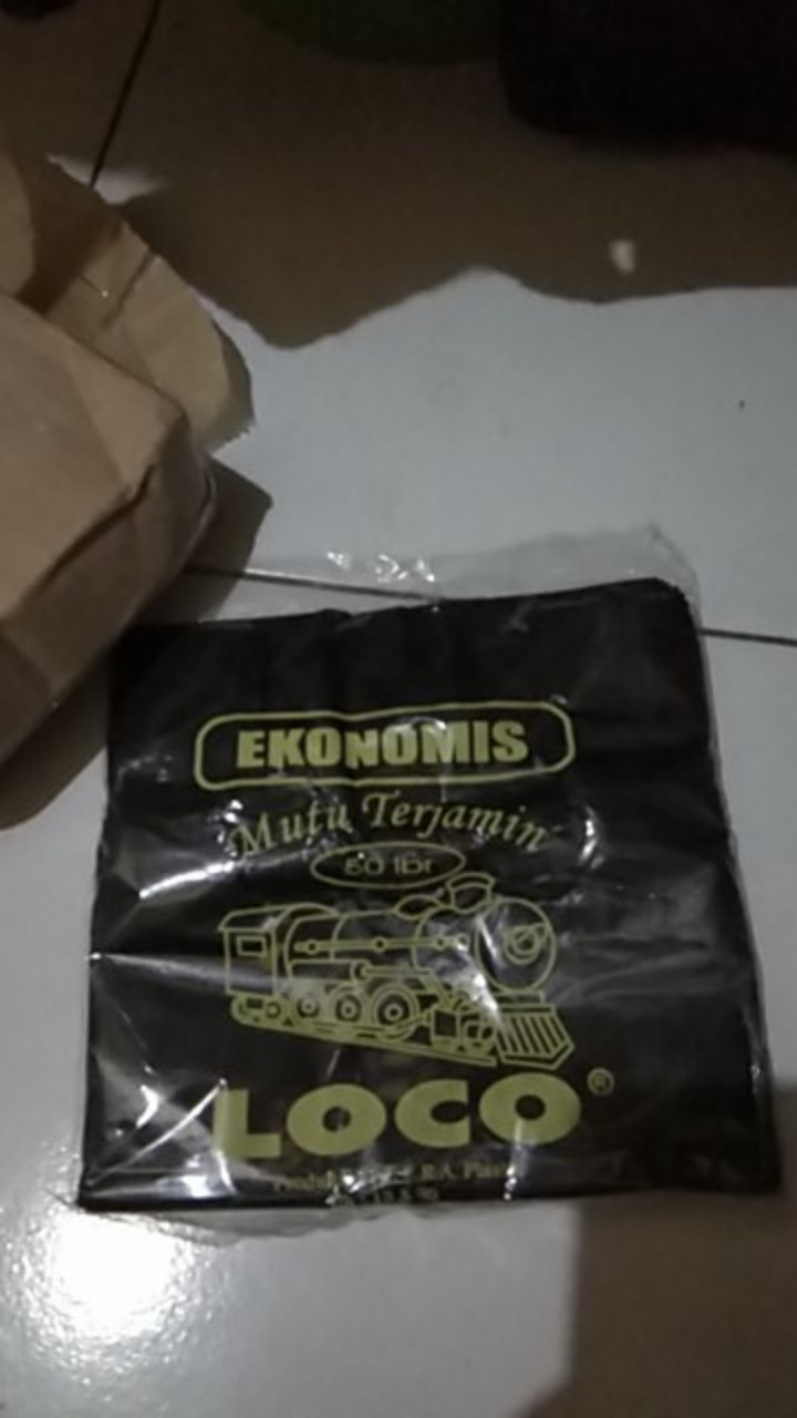 Kantong Plastik Kresek Loco Ekonomis Hitam Tipis 15 X 30