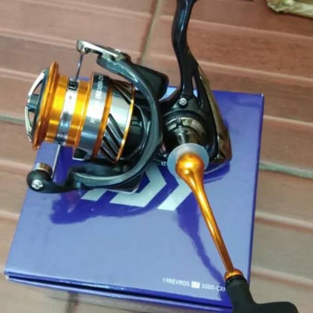Reel daiwa revros Lt3000