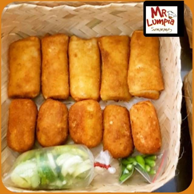 

Kroket dan Risoles - Paket Besek isi 10 biji