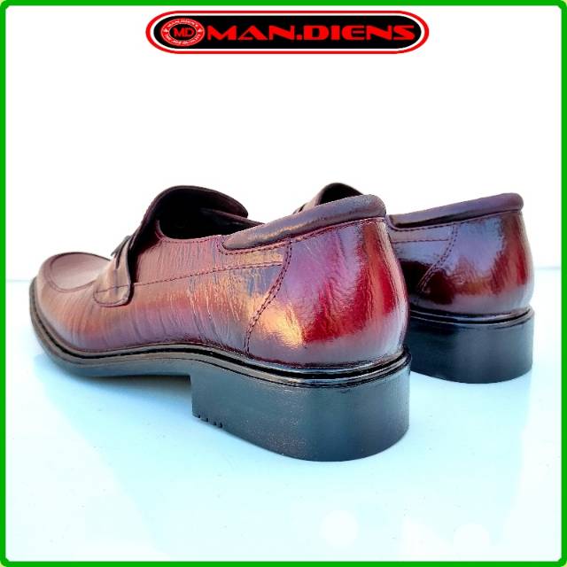 MANDIENS - Sepatu Formal Pria Kulit Asli Medali BJ161MR  Pantofel Kulit Merah Pantovel Murah Export Quality