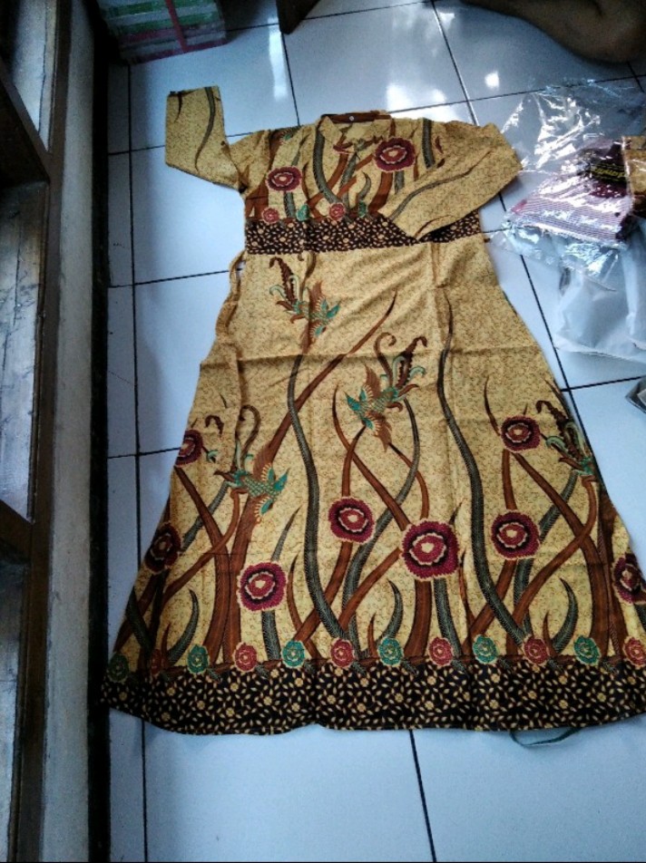 Promo Batik Couple Keluarga Sarimbit Sania Ruffle Batik Ori Ndoro Jowi Motif Ilalang Kuning