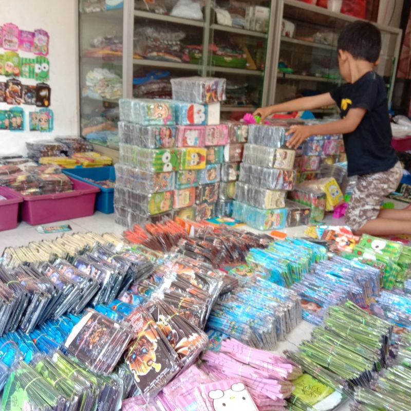 

800 PCS AMPLOP LEBARAN UKURAN MEDIUM BERAT 2KG