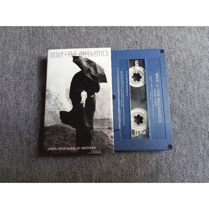 Kaset Pita Mike+The Mechanics - Living Years