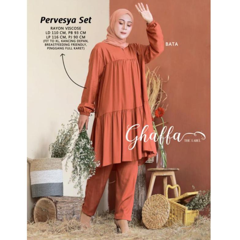 

Pervesya set by Ghaffa the label (KODE D1770)