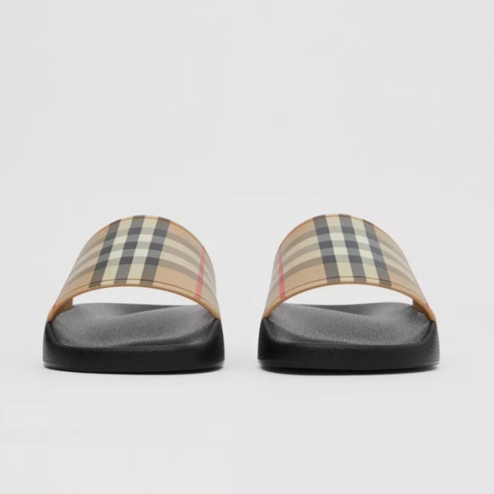 Burberry Men Vintage Check Slides 100% Authentic