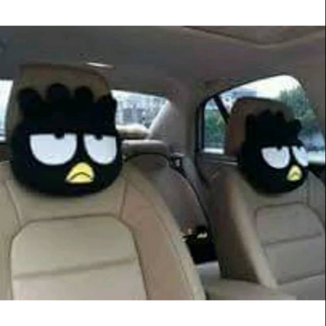 Bantal mobil karakter