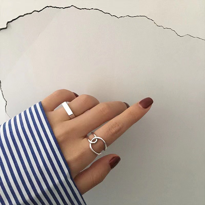 Cincin Model Terbuka Desain Geometri Silang Gaya Korea Untuk Wanita