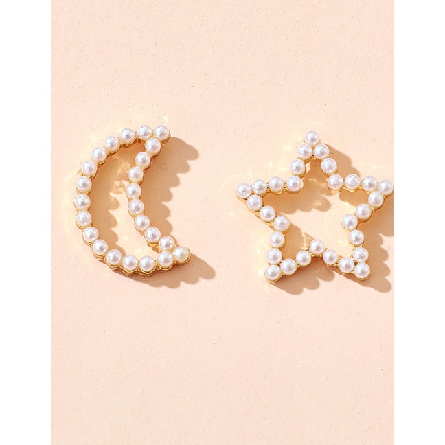 LRC Anting Tusuk Fashion Asymmetrical Star Moon Elk Bow Pearl Earrings K44572