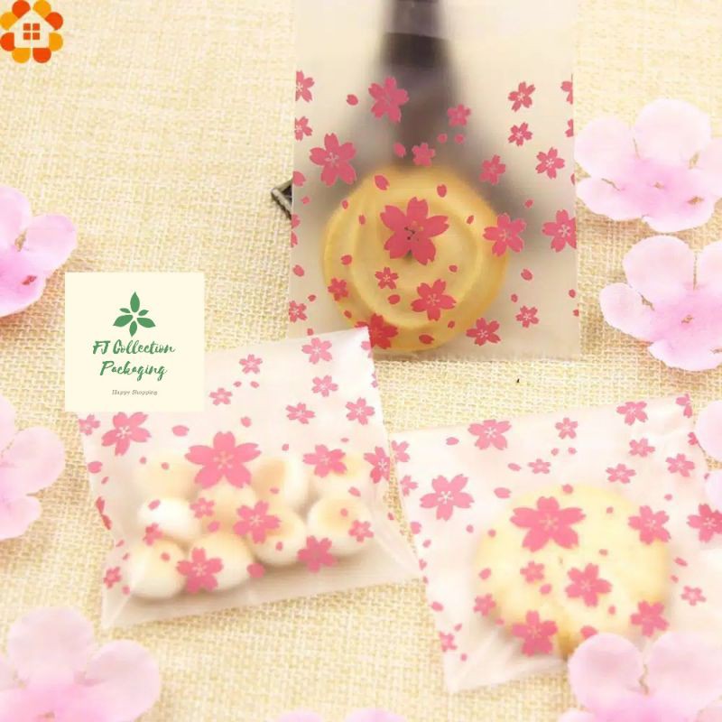 

100pcs Plastik Cookies Biskuit Permen Motif Sakura dengan perekat OPP