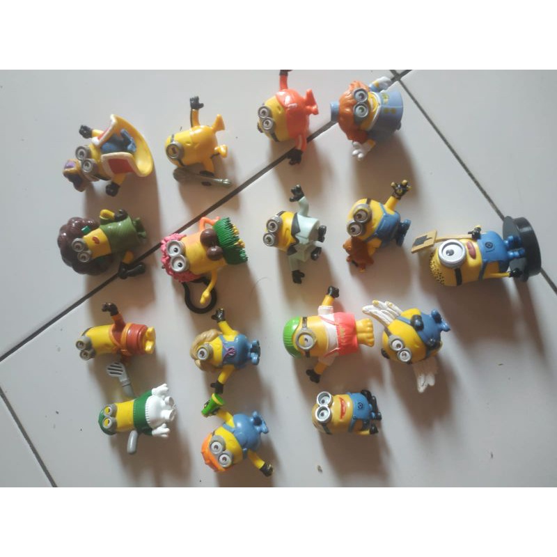 MAINAN MCD MINION MINI HAPPY MEAL MURAH