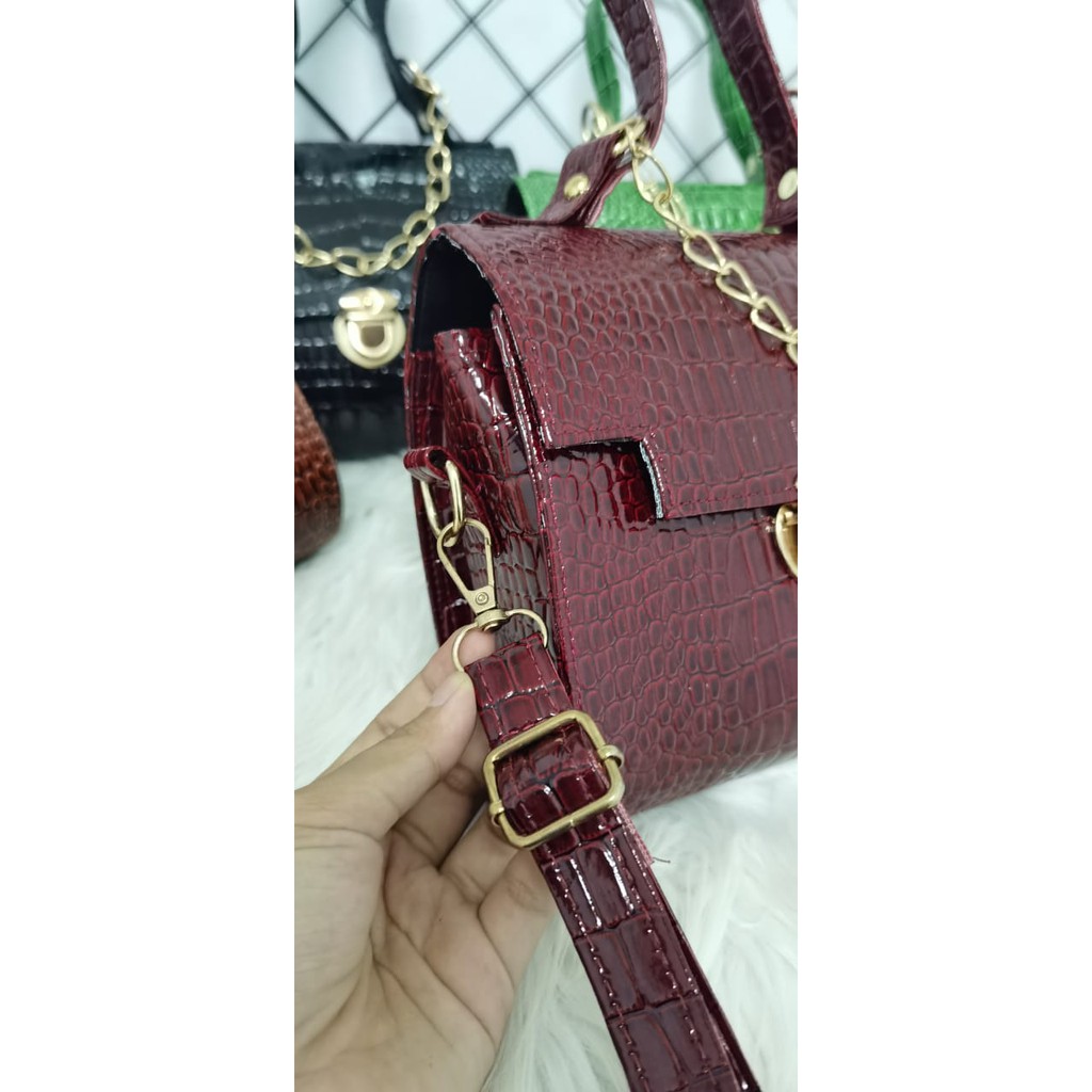 A-ZAHRA TAS ANDINE BUAYA / SHOULDER BAG