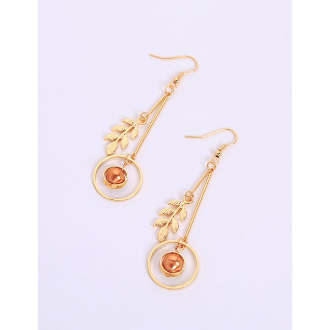 LRC Anting Gantung Fashion Gold Synthetic Pearl Leaf Earrings D03317