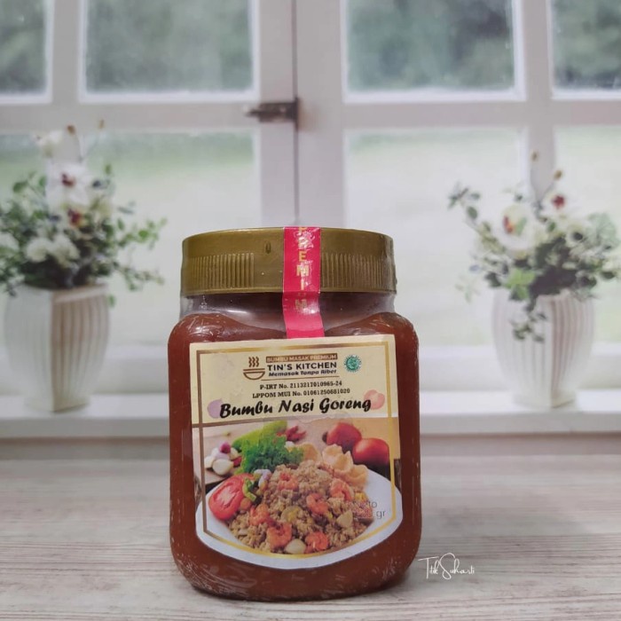 

Bumbu Masak Nasi Goreng Tin's Kitchen Bumbu Instan 220gr