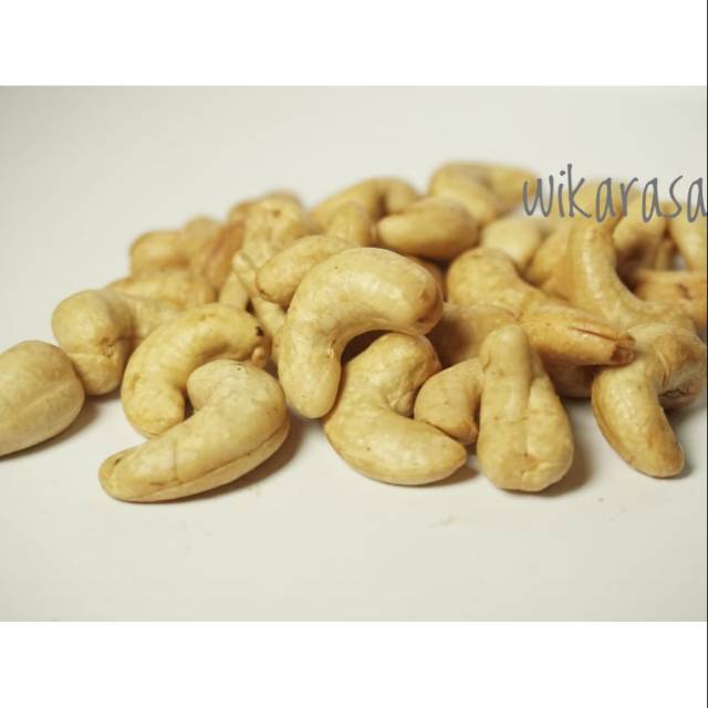 

Kacang Mete Mede Super MATANG Mateng 500 gram Wonogiri