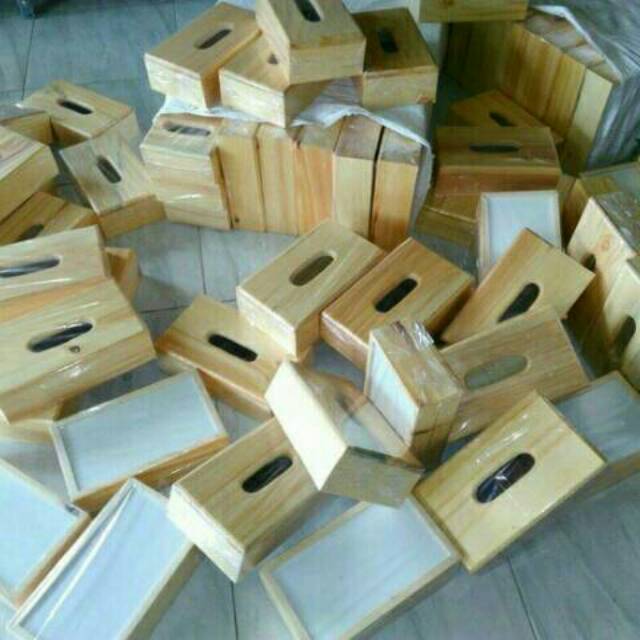 Kotak Tisu / Tempat Tisu Kayu Pinus / Box Tissue Besar Natural