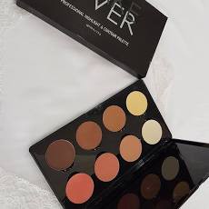 MAKE OVER HIGHLIGHT AND CONTOUR PALLETE