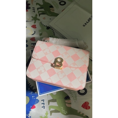 Dona bag buttonscarves