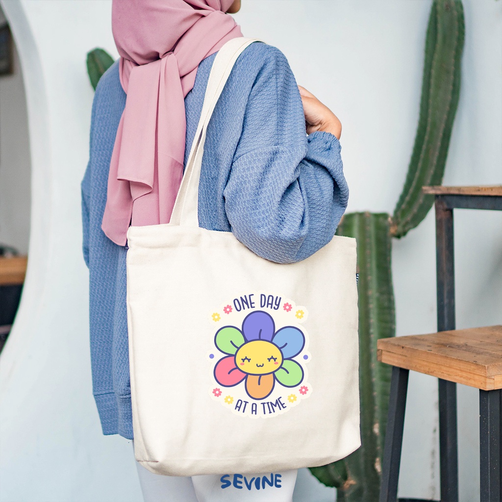 Sevine Tote Bag Kanvas Emily Resleting Kantong Tas Laptop Kuliah Sekolah Fashion Totebag Kerja Quotes Rainbow Aesthetic - RM