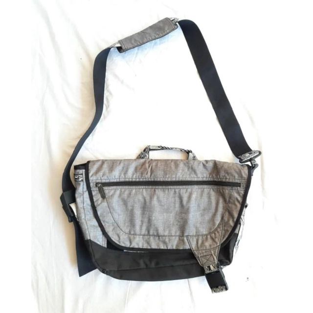 Lesportsac Slingbag