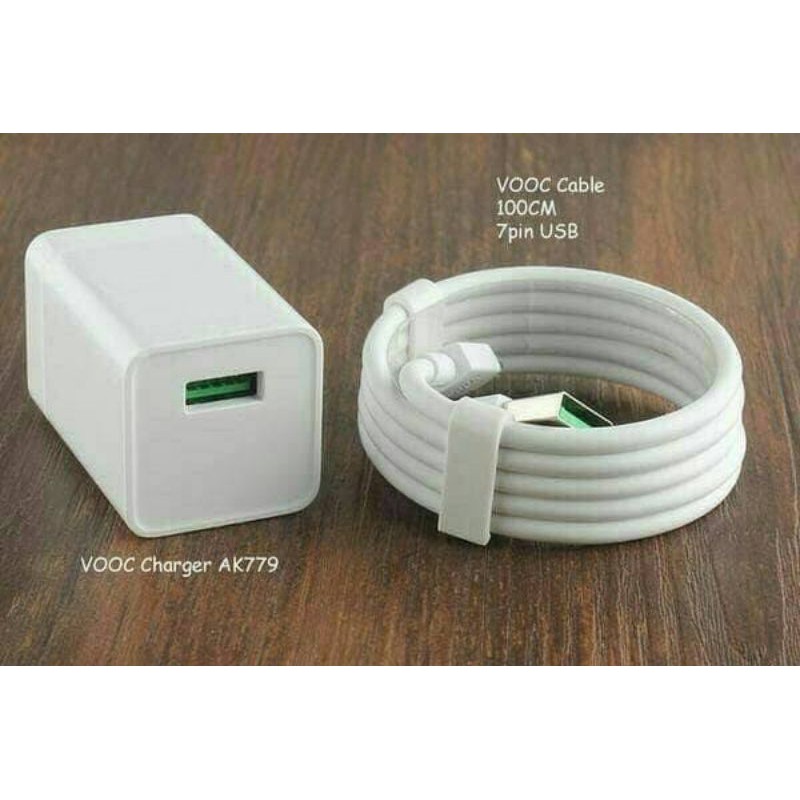 CHARGER OPPO VOOC MICRO USB 4A OPPO F1 PLUS/ F3+/ F9 PRO/ F11/ R5/ 3 PRO (VOOC MICRO TITON )