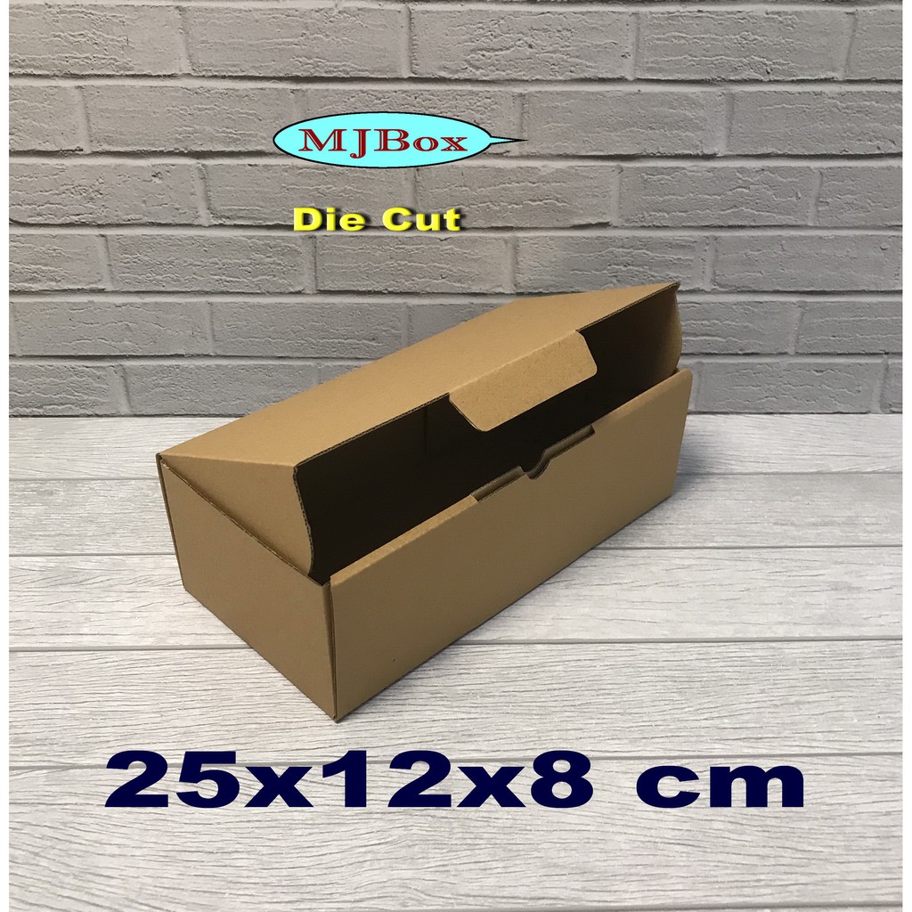 

Kardus 25 x 12 x 8 cm....... Die Cut ( untuk pembelian di atas 10 pcs harga lebih murah )