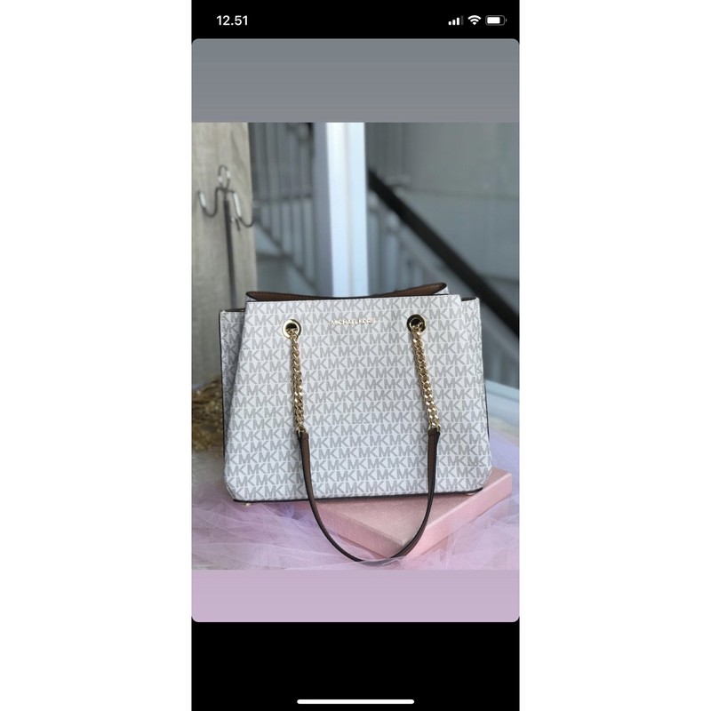 MK teagen large vanilla