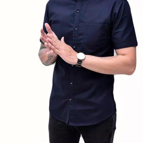 (STOK TERBARU) Kemeja Polos Pria Lengan Pendek Kemeja laki laki Lengan Pendek Hem Pria Lengan Pendek