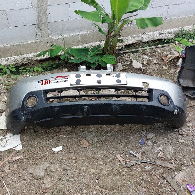 bumper depan grand Livina 2011