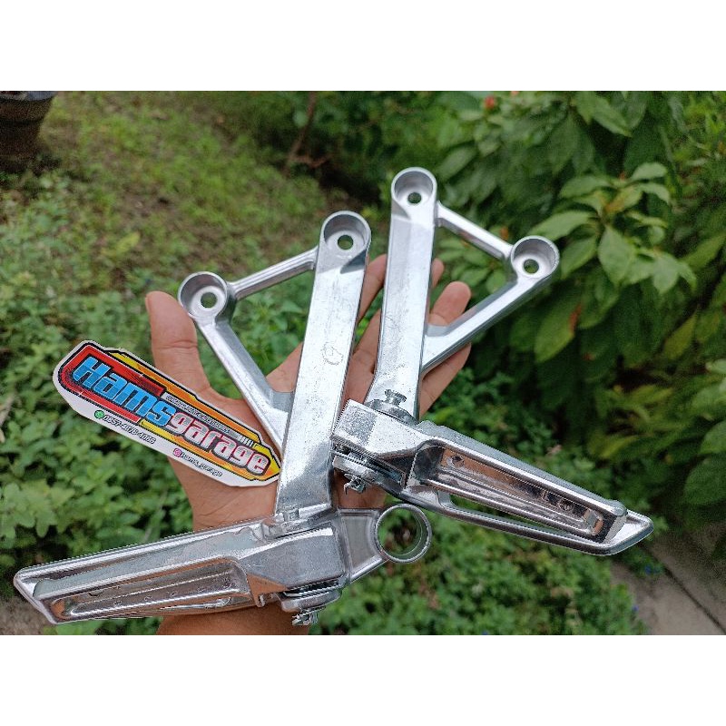 FOOTSTEP BELAKANG CB 150 R POSTEP K15 GORILLA DETAIL ORI ORIGINAL