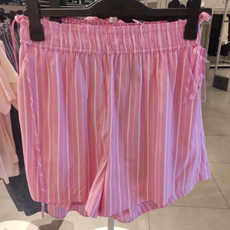 Celana  Pendek Wanita H&M Original Store