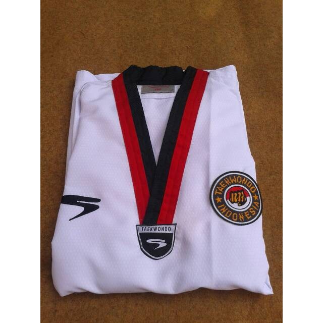 Baju Taekwondo/Dobok Ultimate Sendy